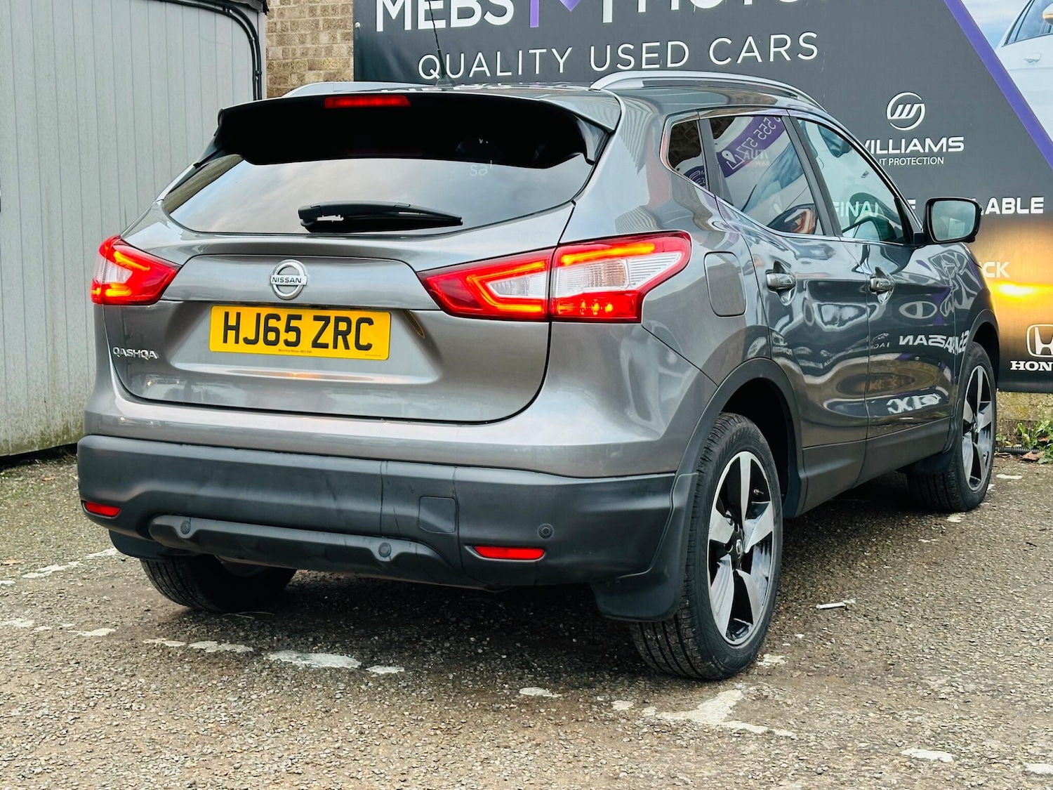 Used Nissan Qashqai 2015 for sale - 76607272: Photo 21