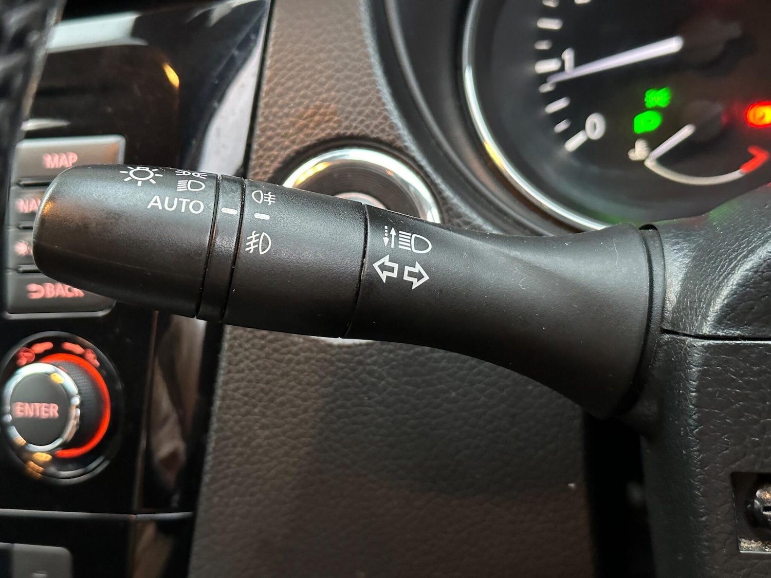 Used Nissan Qashqai 2015 for sale - 76607272: Photo 30