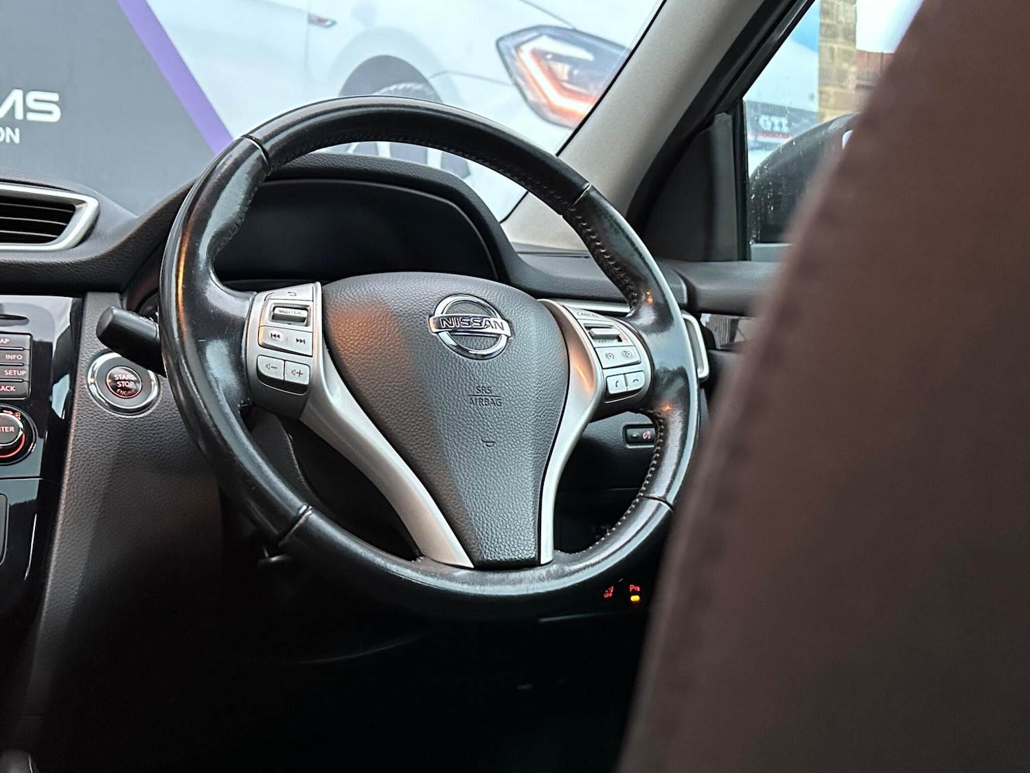 Used Nissan Qashqai 2015 for sale - 76607272: Photo 52