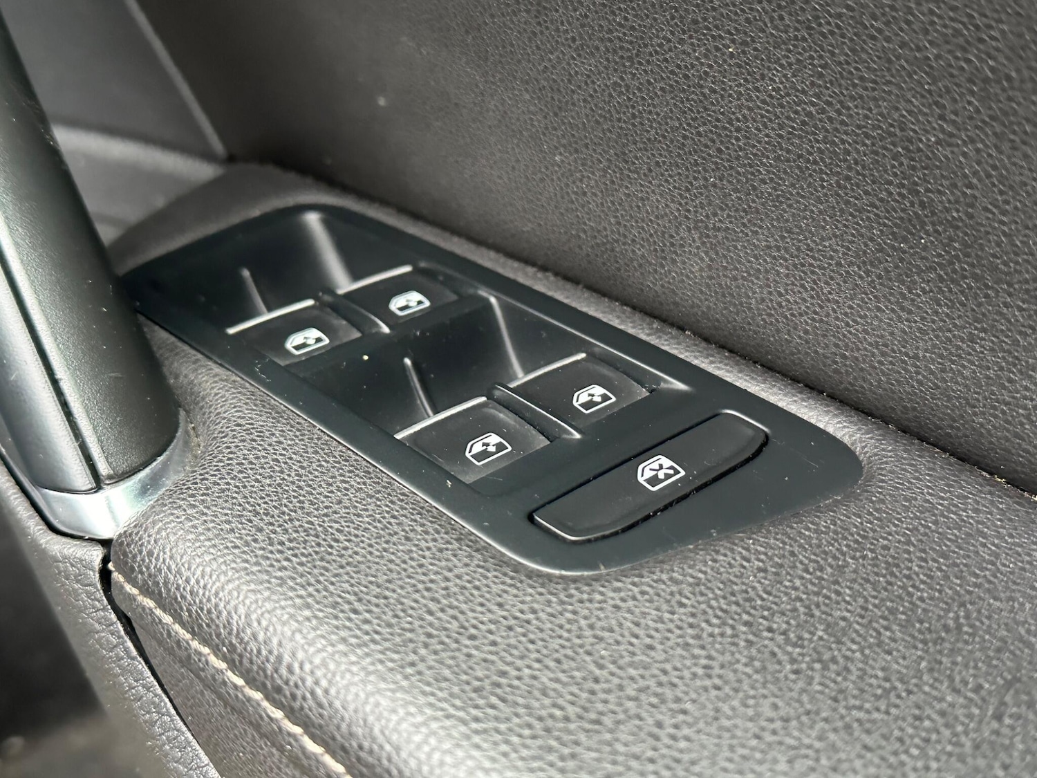 Used Volkswagen Golf 2019 for sale - 76607029: Photo 24