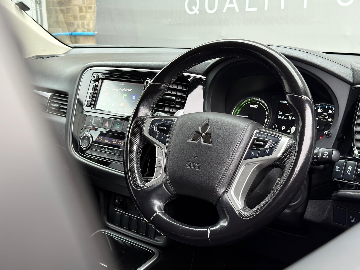 Used Mitsubishi Outlander 2017 for sale - 78058838: Photo 12