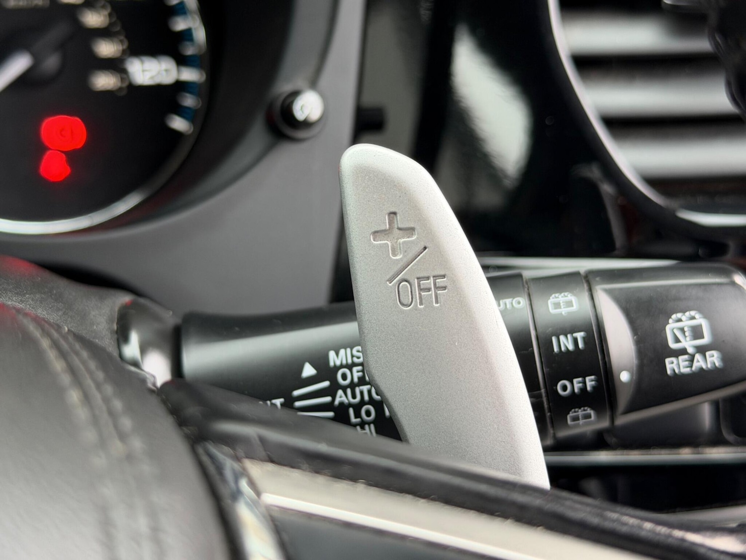 Used Mitsubishi Outlander 2017 for sale - 78058838: Photo 32