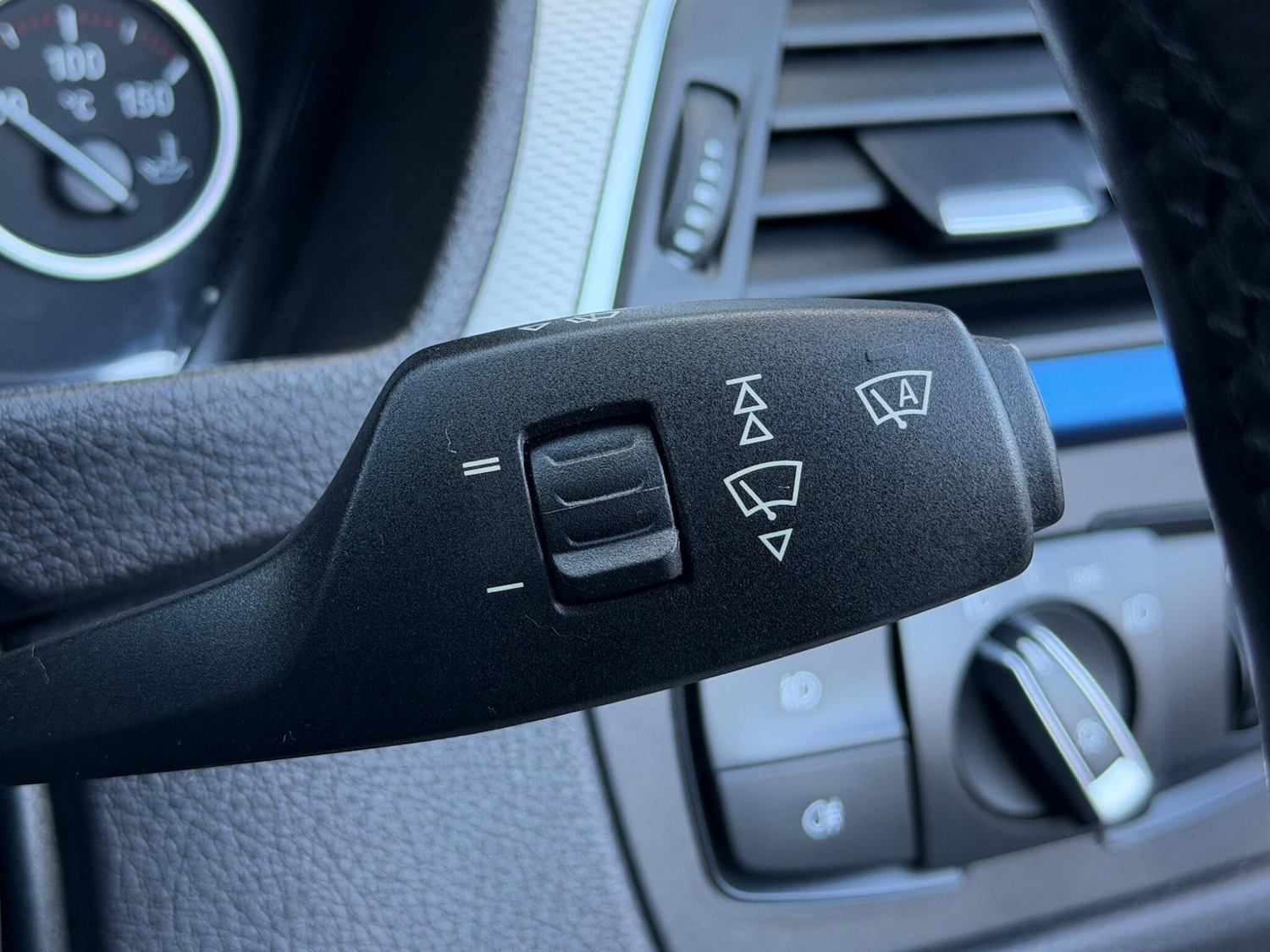 Used BMW 3 Series 2016 for sale - 77658355: Photo 32