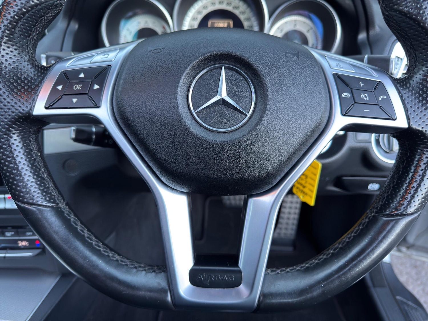 Used Mercedes-Benz E Class 2014 for sale - 77066434: Photo 32