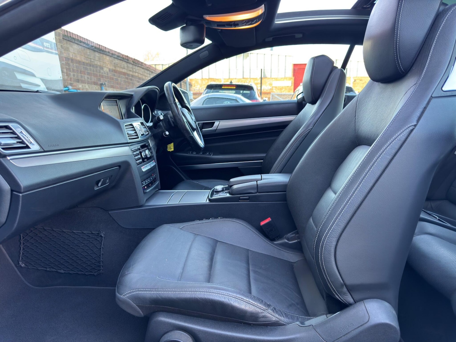 Used Mercedes-Benz E Class 2014 for sale - 77066434: Photo 47