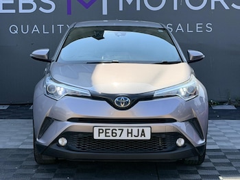 Used Toyota C-HR 2017 for sale - 79259849: Photo