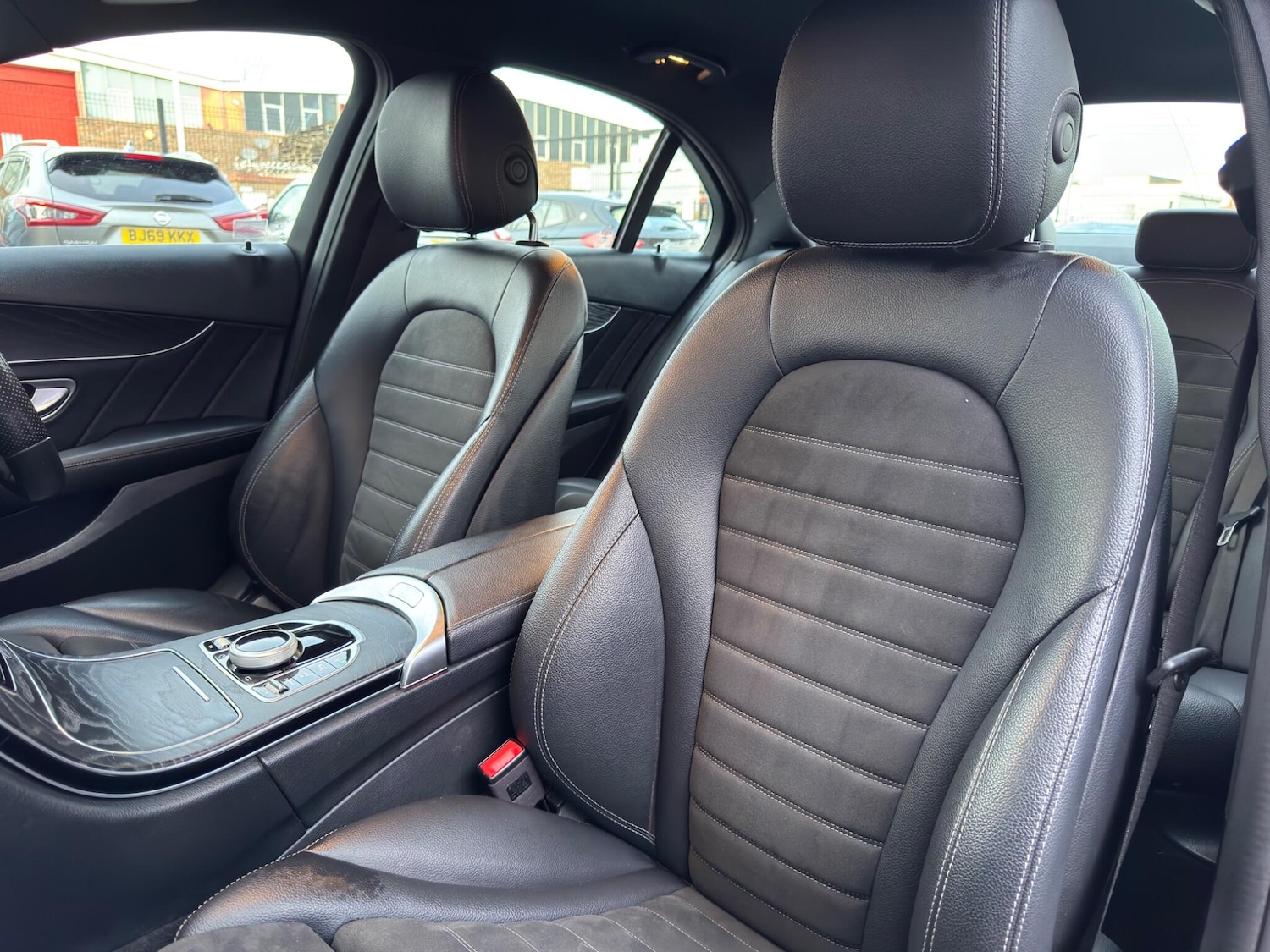 Used Mercedes-Benz C Class 2018 for sale - 77097872: Photo 10