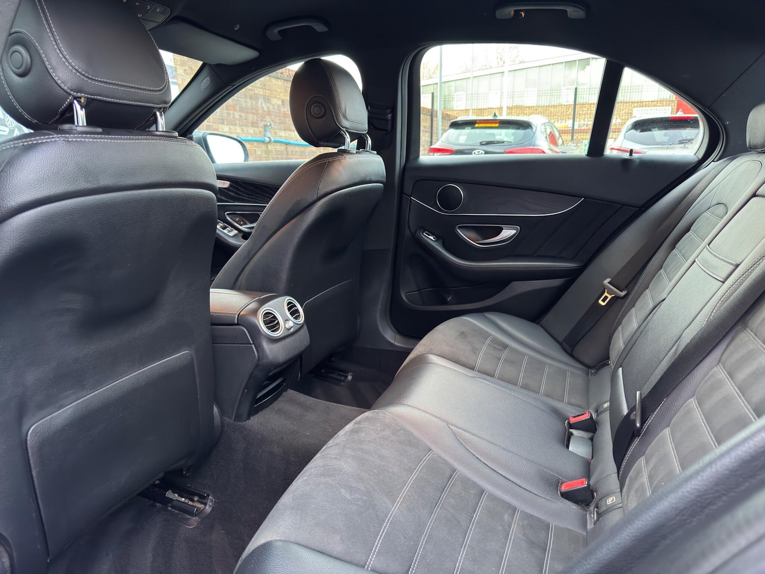 Used Mercedes-Benz C Class 2018 for sale - 77097872: Photo 61