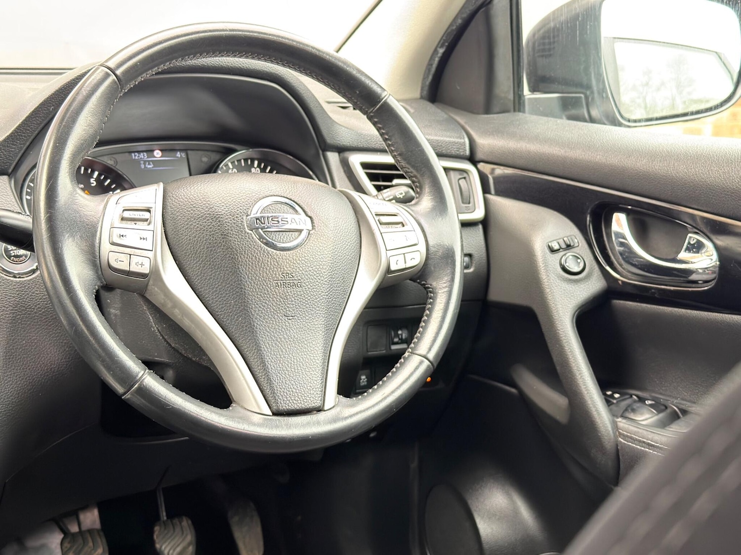 Used Nissan Qashqai 2016 for sale - 77599121: Photo 14