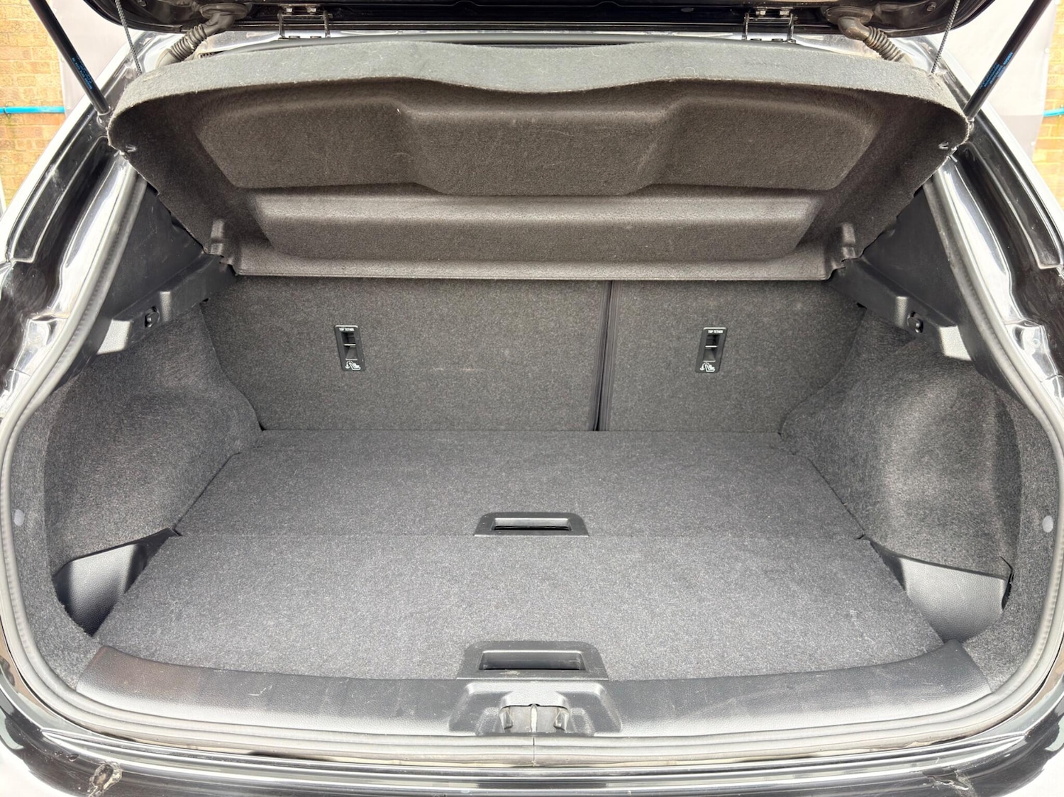 Used Nissan Qashqai 2016 for sale - 77599121: Photo 21