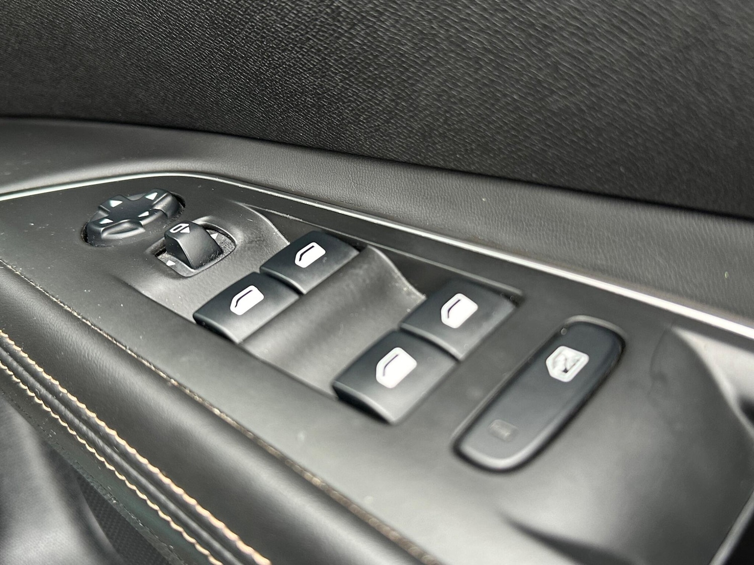 Used Peugeot 5008 2018 for sale - 76314309: Photo 22