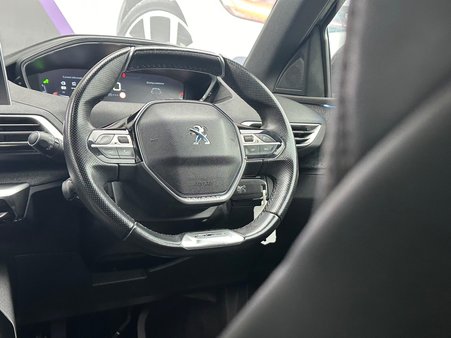 Used Peugeot 5008 2018 for sale - 76314309: Photo 50