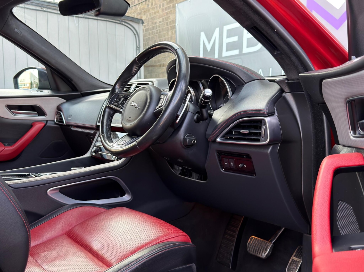 Used Jaguar F-Pace 2018 for sale - 77838958: Photo 10