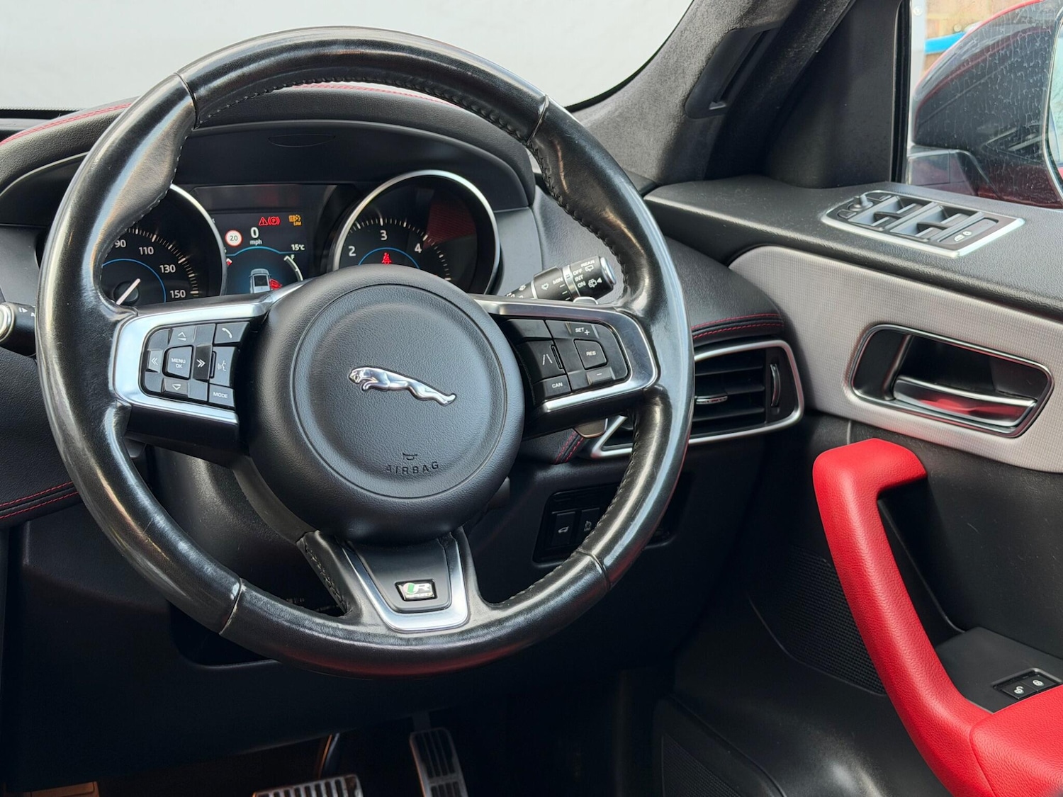 Used Jaguar F-Pace 2018 for sale - 77838958: Photo 13