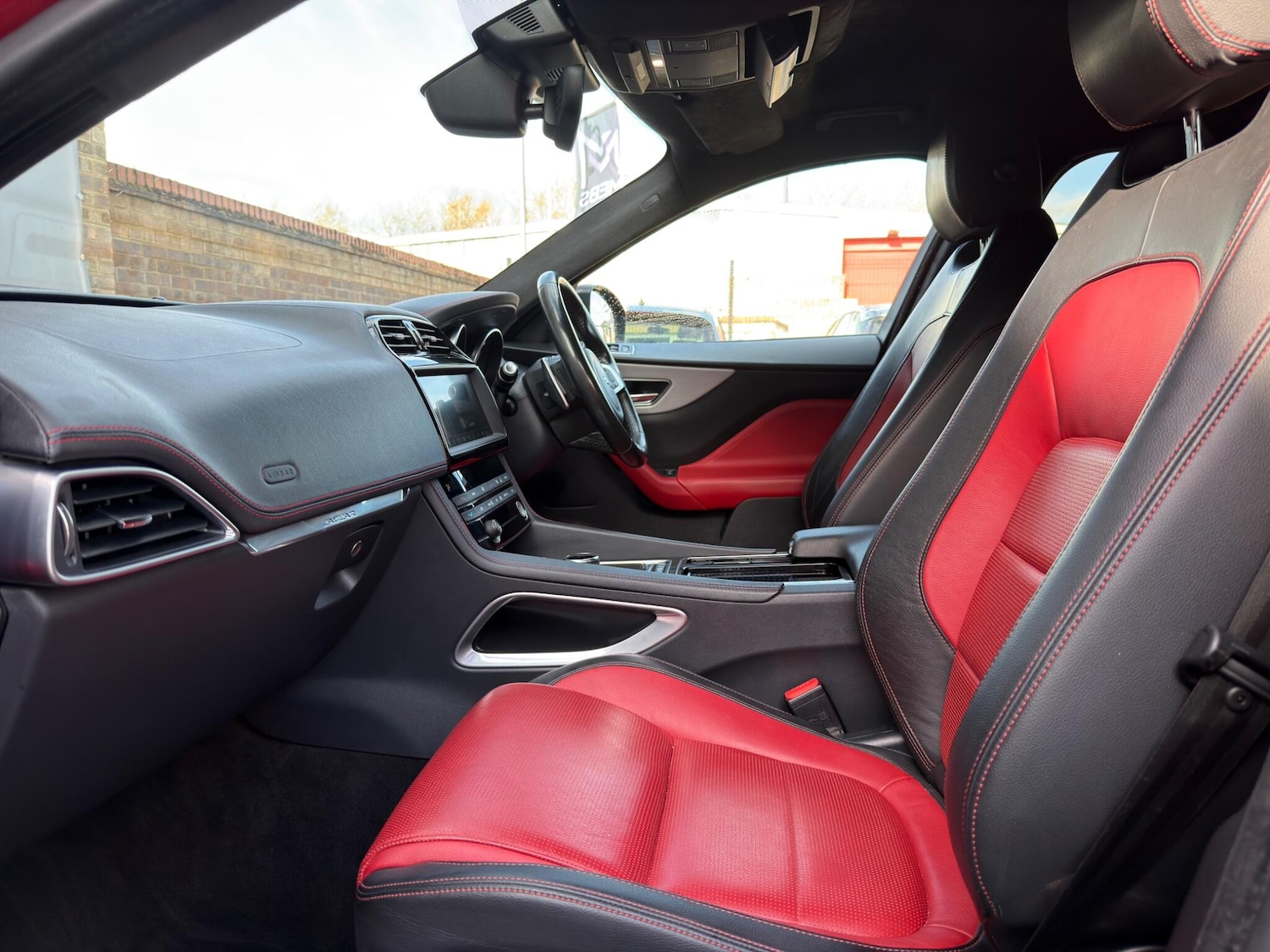 Used Jaguar F-Pace 2018 for sale - 77838958: Photo 46