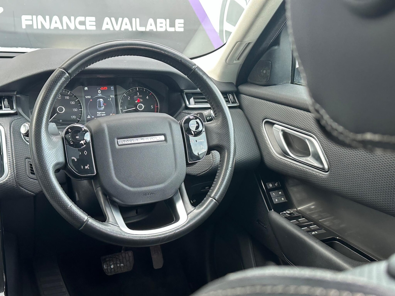 Used Land Rover Range Rover Velar 2018 for sale - 76528077: Photo 11