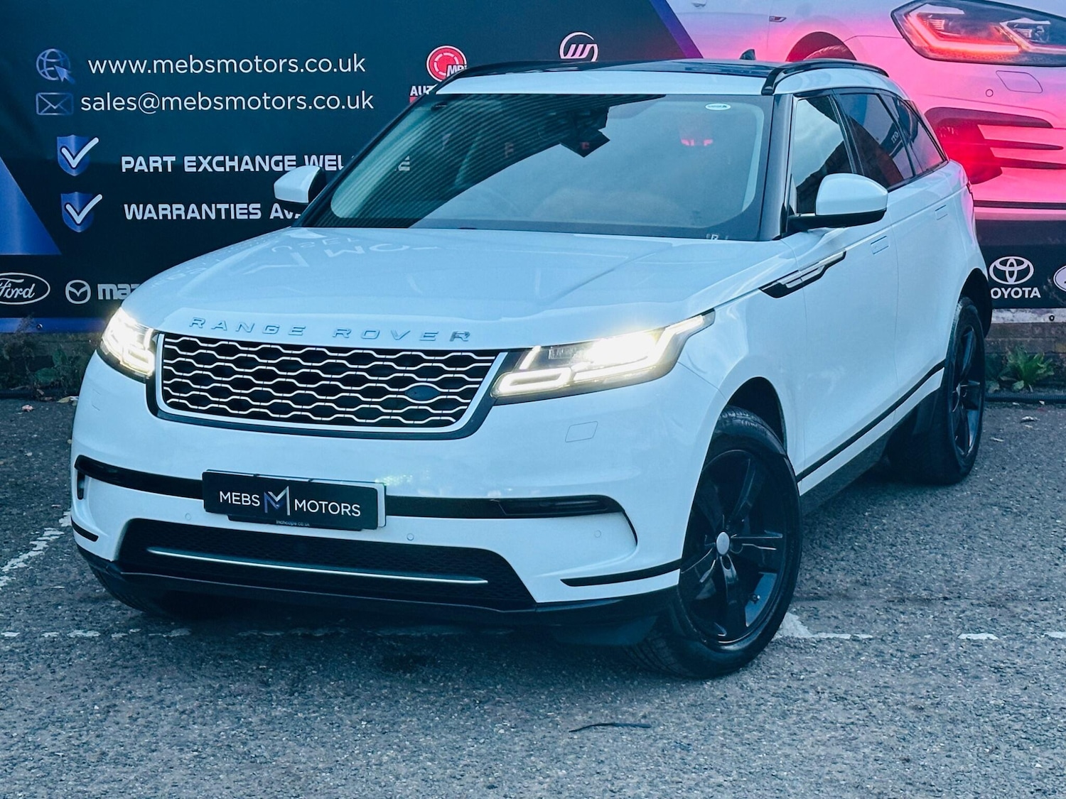 Used Land Rover Range Rover Velar 2018 for sale - 76528077: Photo 14