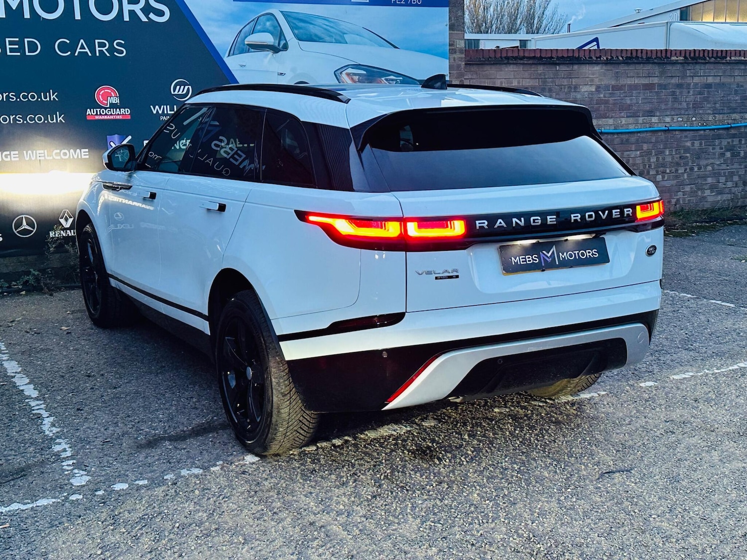 Used Land Rover Range Rover Velar 2018 for sale - 76528077: Photo 15