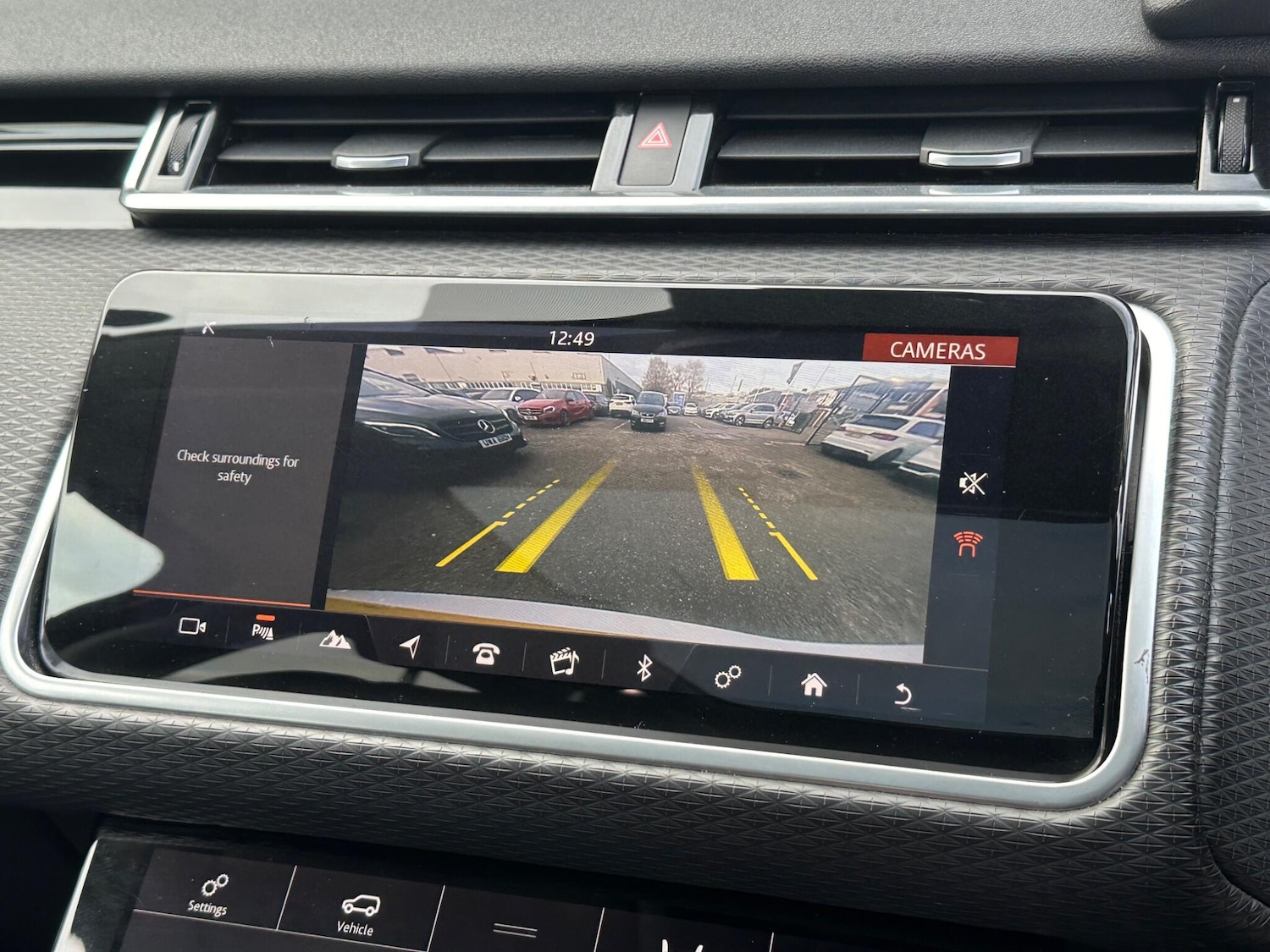 Used Land Rover Range Rover Velar 2018 for sale - 76528077: Photo 36