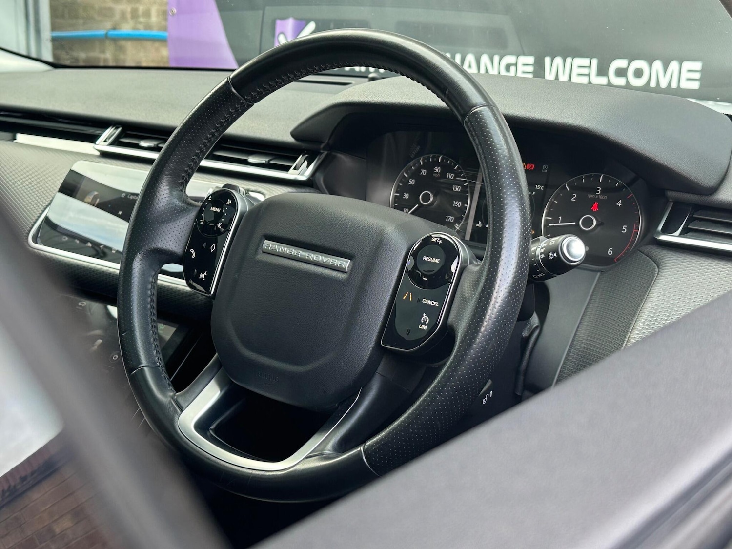 Used Land Rover Range Rover Velar 2018 for sale - 76528077: Photo 9