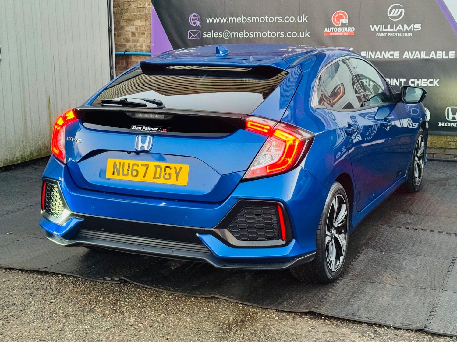 Used Honda Civic 2017 for sale - 77052492: Photo 20