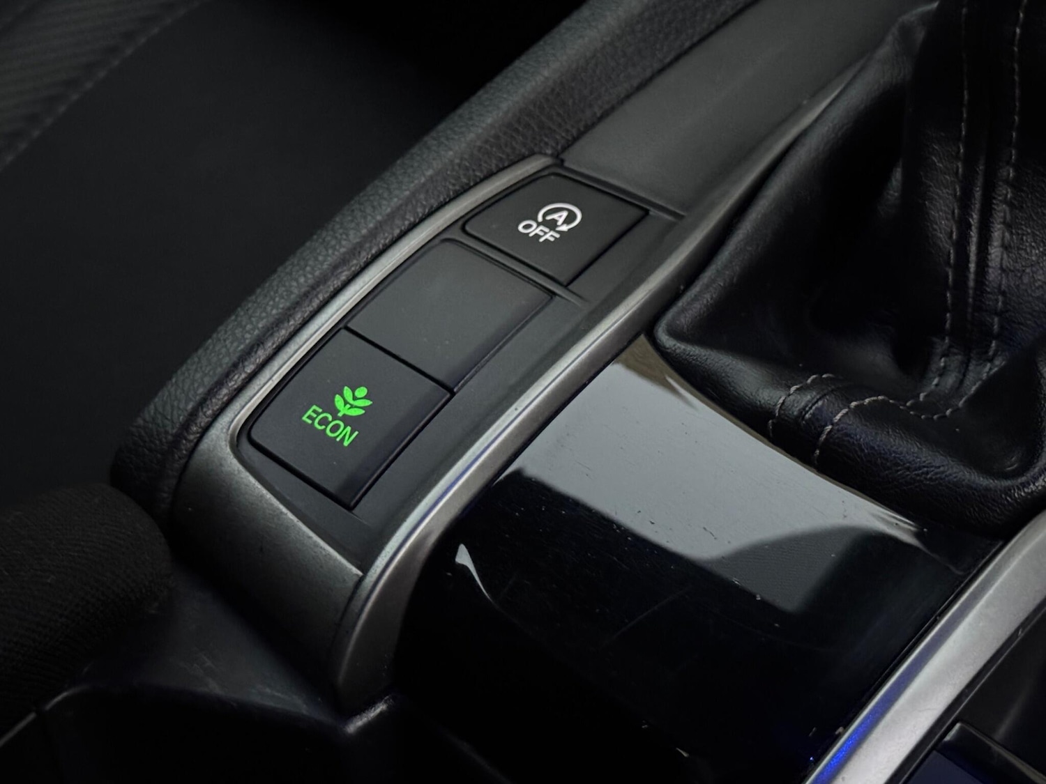 Used Honda Civic 2017 for sale - 77052492: Photo 40