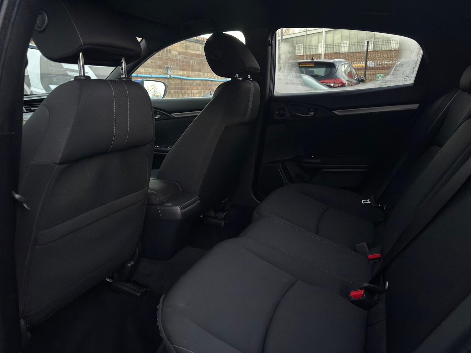 Used Honda Civic 2017 for sale - 77052492: Photo 46