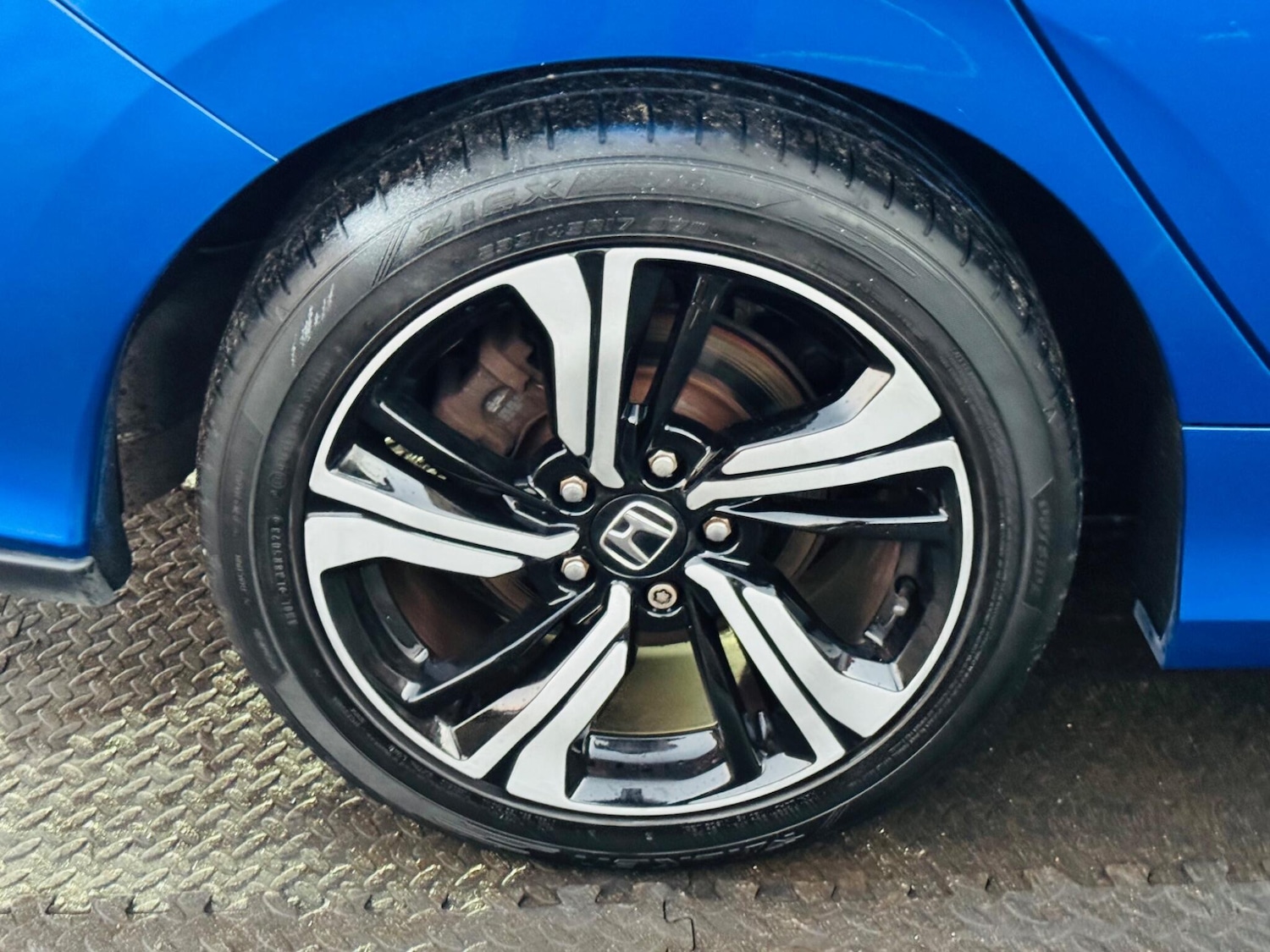 Used Honda Civic 2017 for sale - 77052492: Photo 8