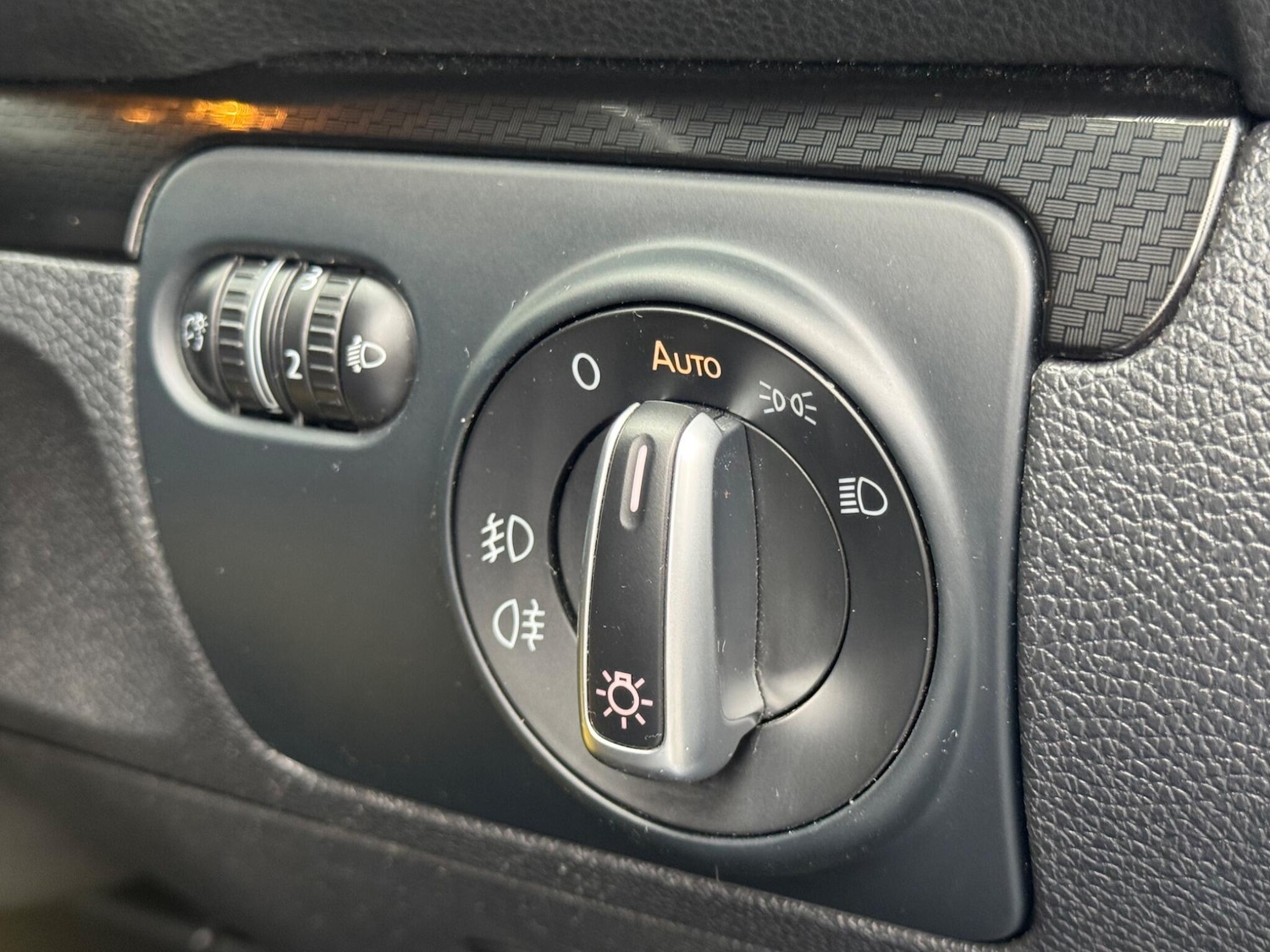 Used Volkswagen Scirocco 2015 for sale - 77386263: Photo 25