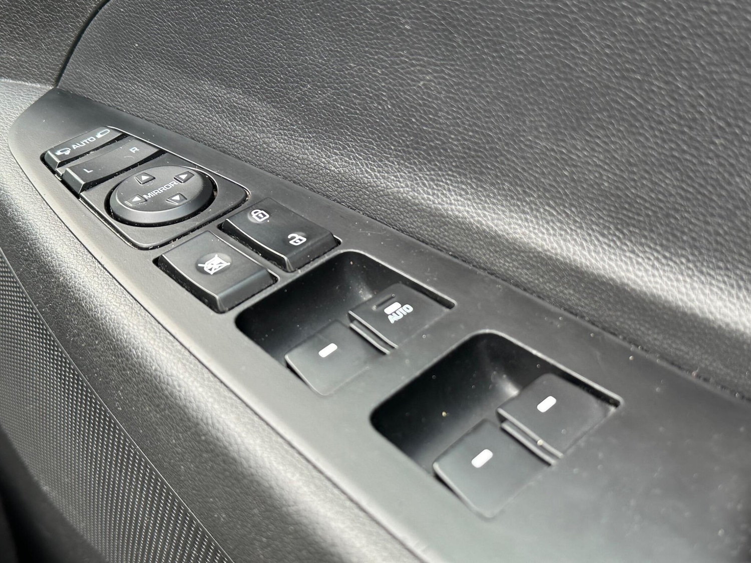 Used Hyundai TUCSON 2017 for sale - 76457527: Photo 8