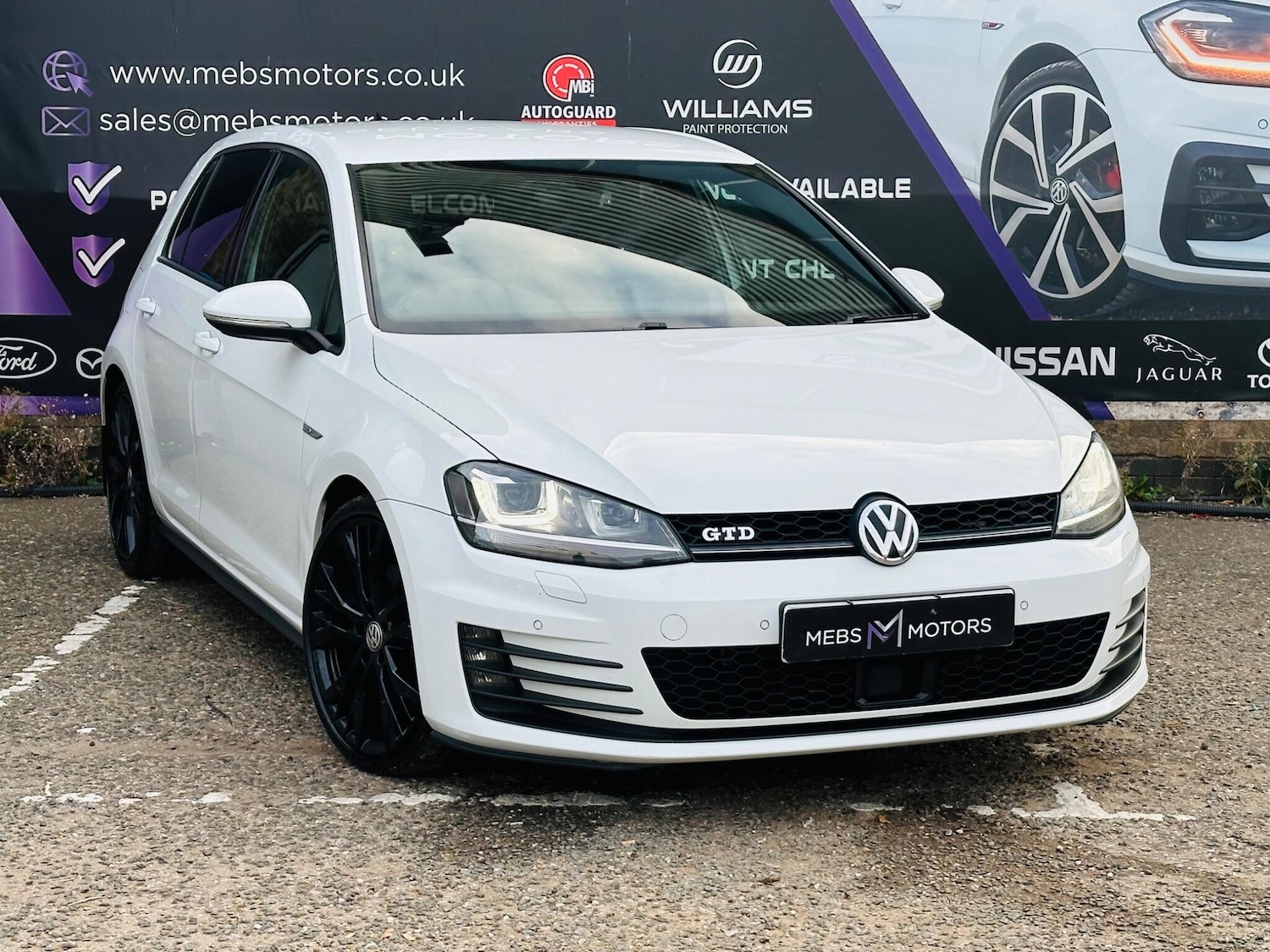 Used Volkswagen Golf 2017 for sale - 76042369: Photo 1