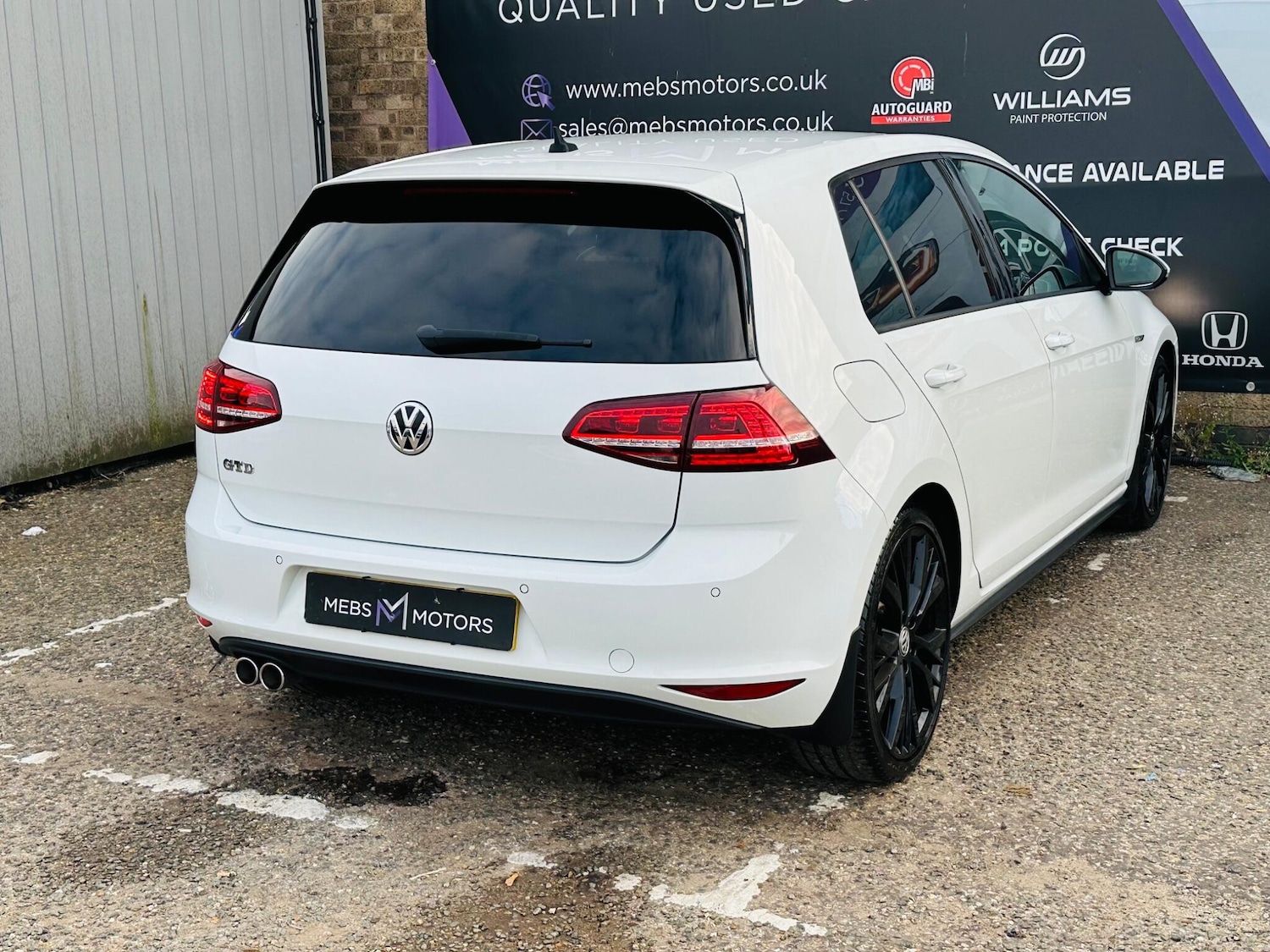 Used Volkswagen Golf 2017 for sale - 76042369: Photo 15