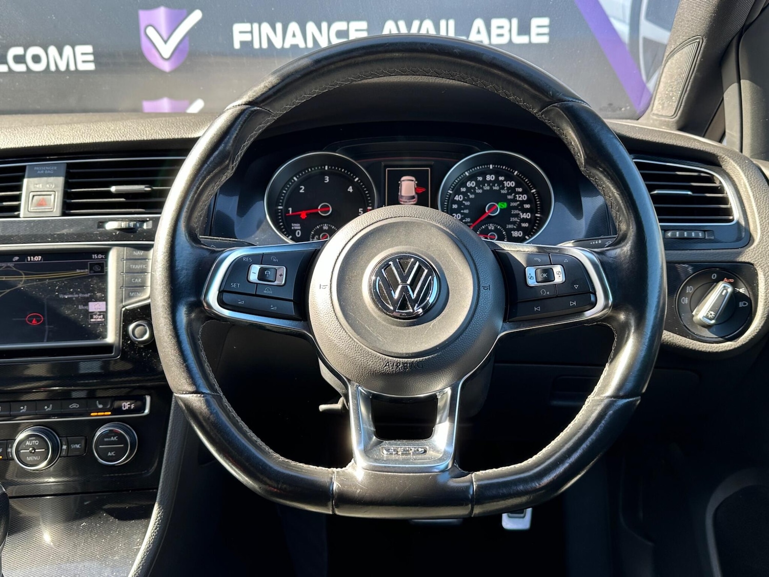 Used Volkswagen Golf 2017 for sale - 76042369: Photo 50