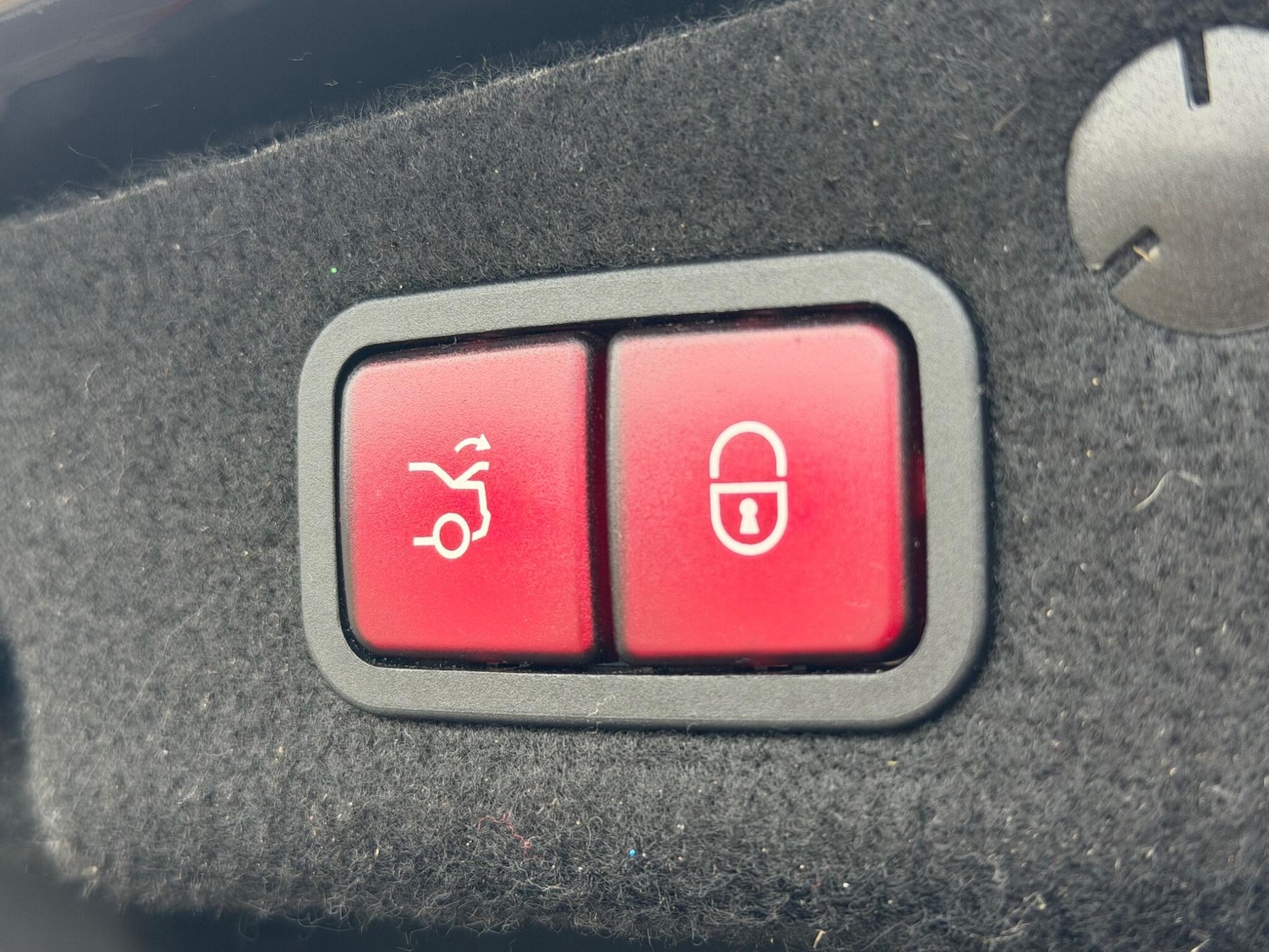 Used Mercedes-Benz C Class 2014 for sale - 77908418: Photo 23