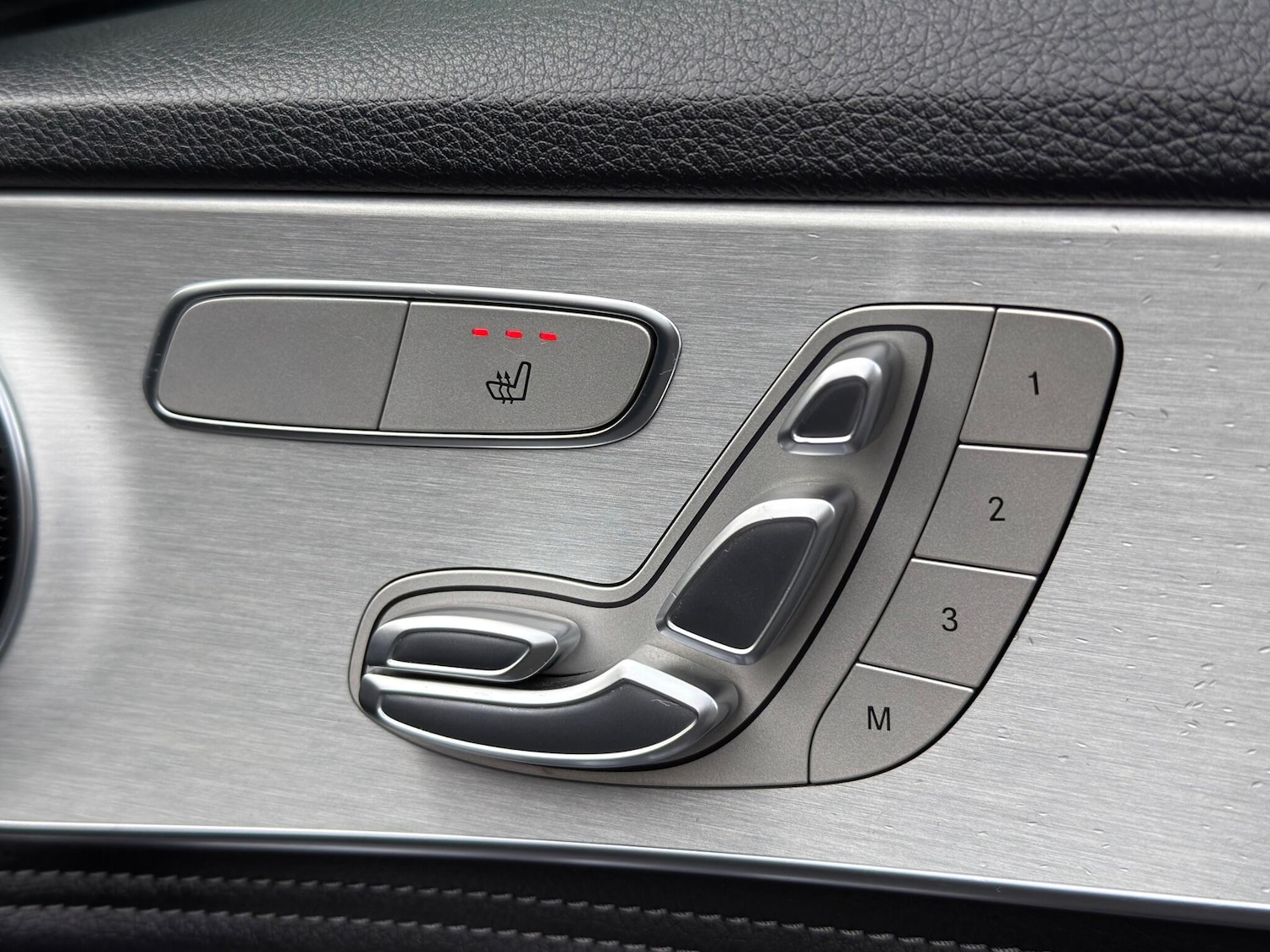 Used Mercedes-Benz C Class 2014 for sale - 77908418: Photo 27