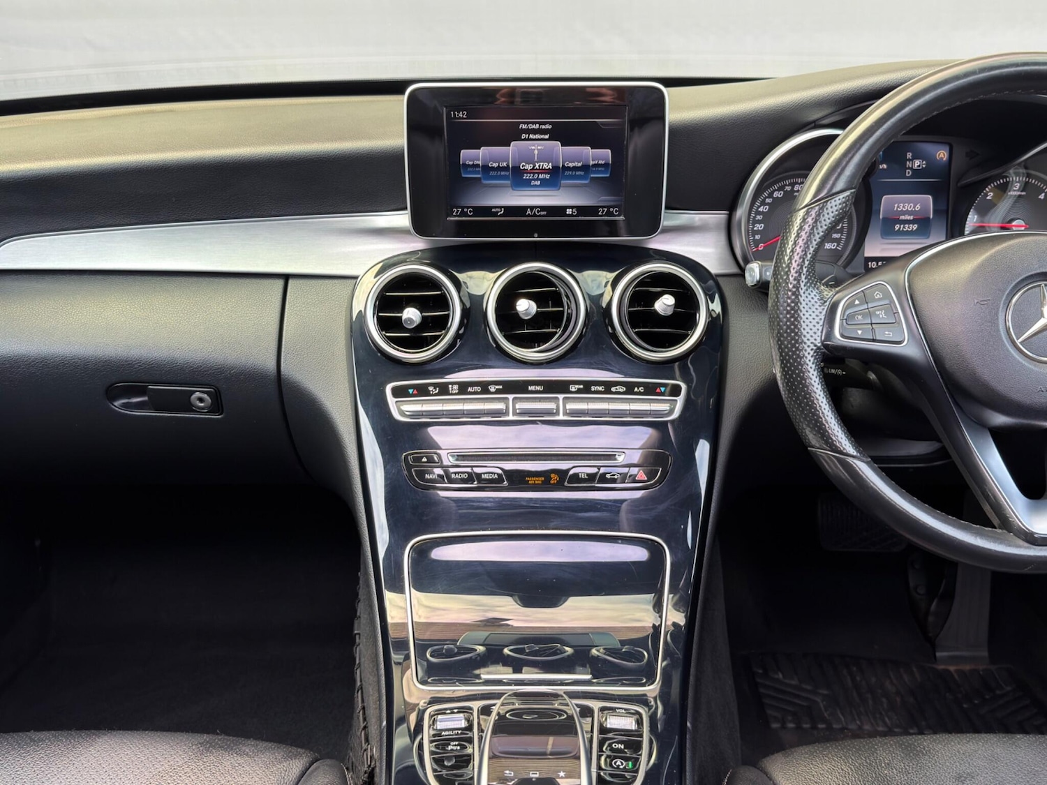 Used Mercedes-Benz C Class 2014 for sale - 77908418: Photo 38