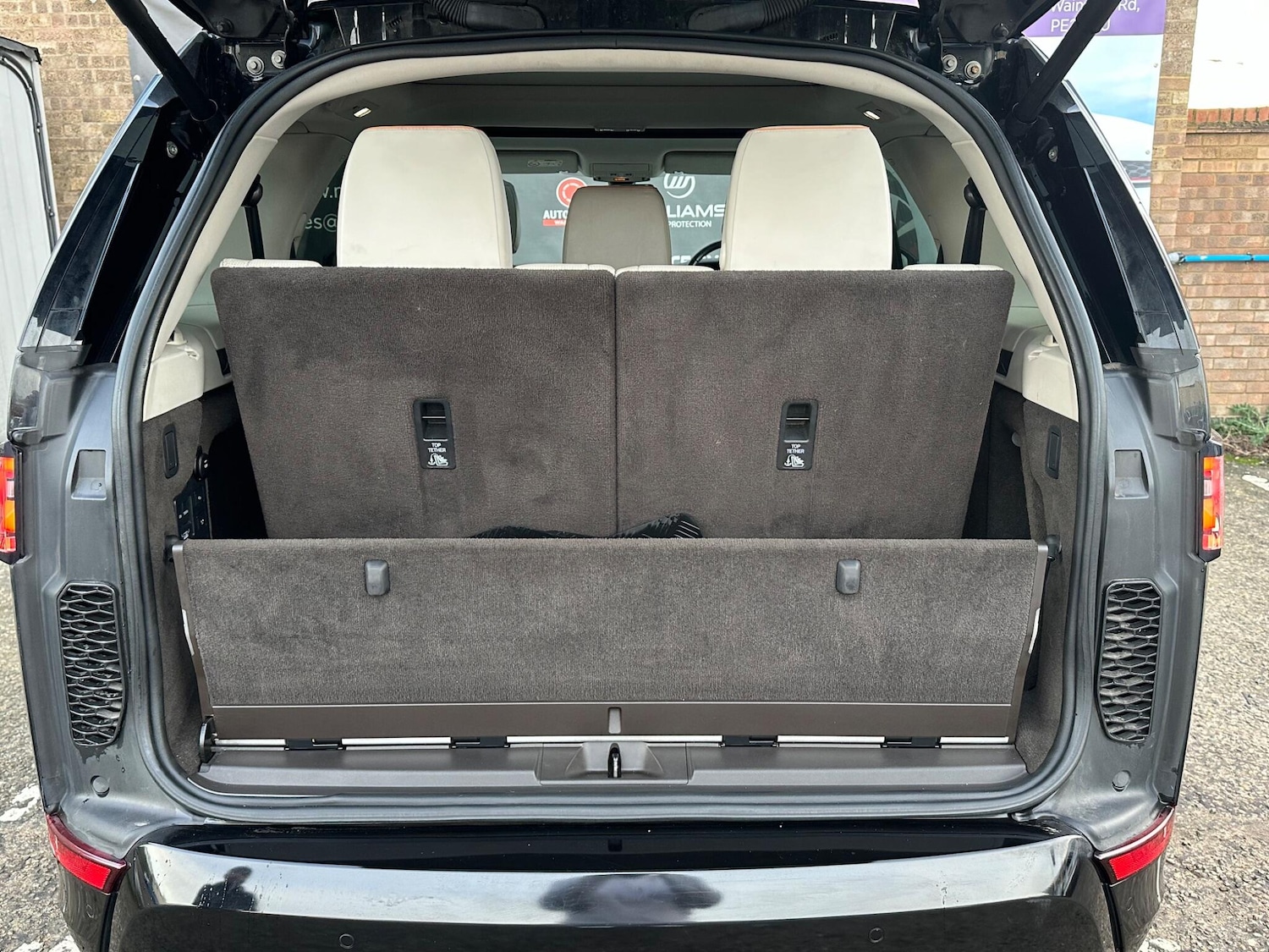 Used Land Rover Discovery for sale - 76753117: Photo 19