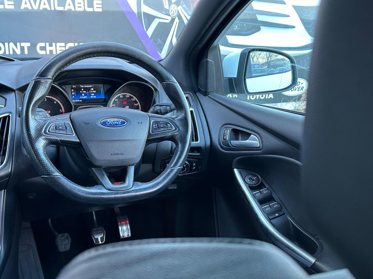 Used Ford Focus 2015 for sale - 76666496: Photo 11