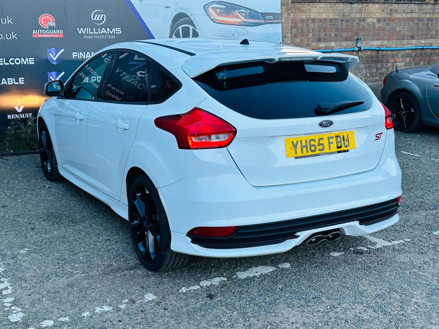 Used Ford Focus 2015 for sale - 76666496: Photo 16