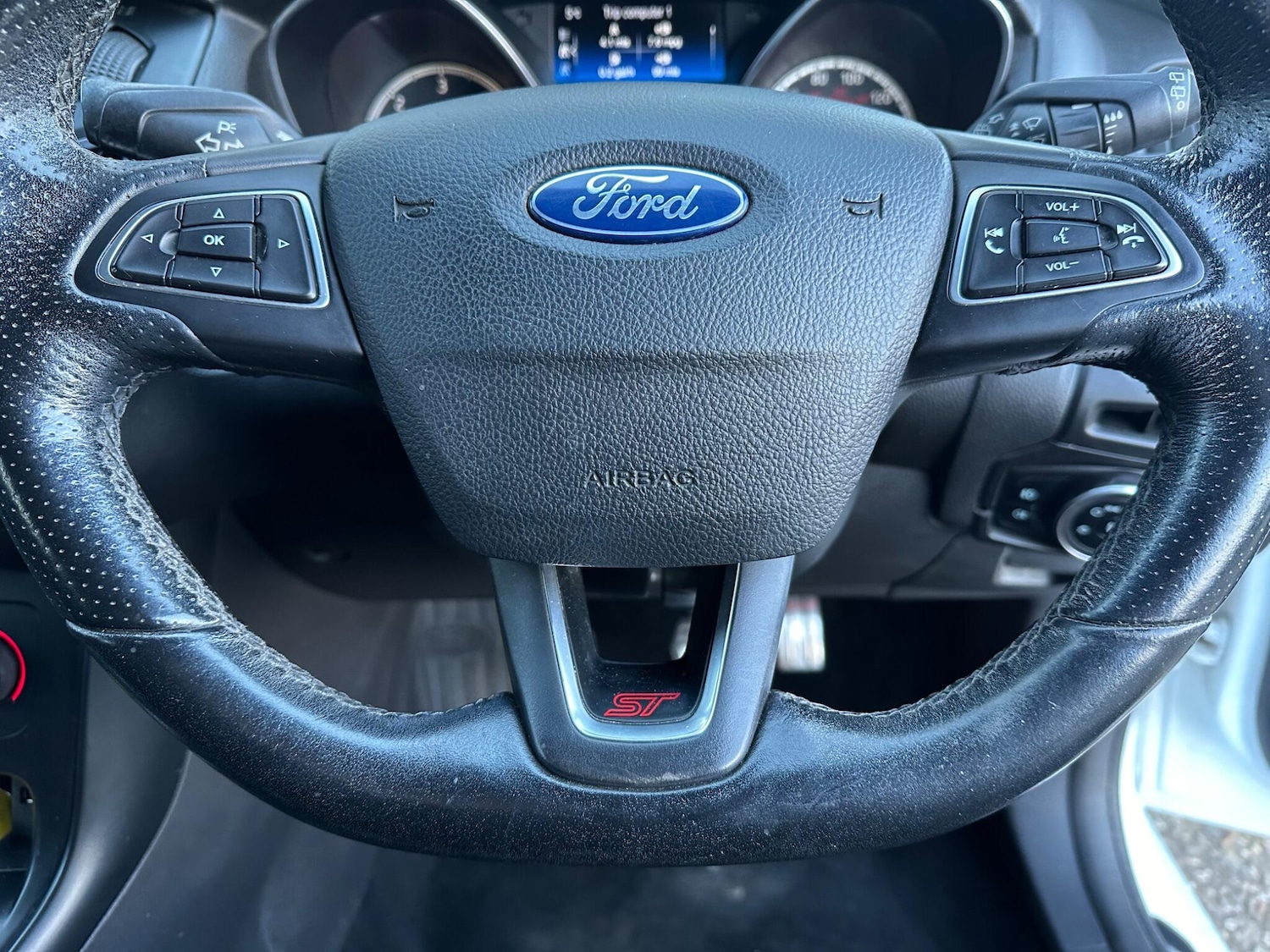 Used Ford Focus 2015 for sale - 76666496: Photo 28
