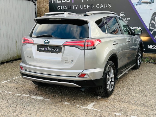 Used Toyota RAV4 2017 for sale - 76135917: Photo 19