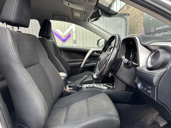 Used Toyota RAV4 2017 for sale - 76135917: Photo 21