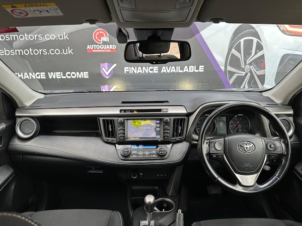Used Toyota RAV4 2017 for sale - 76135917: Photo 9