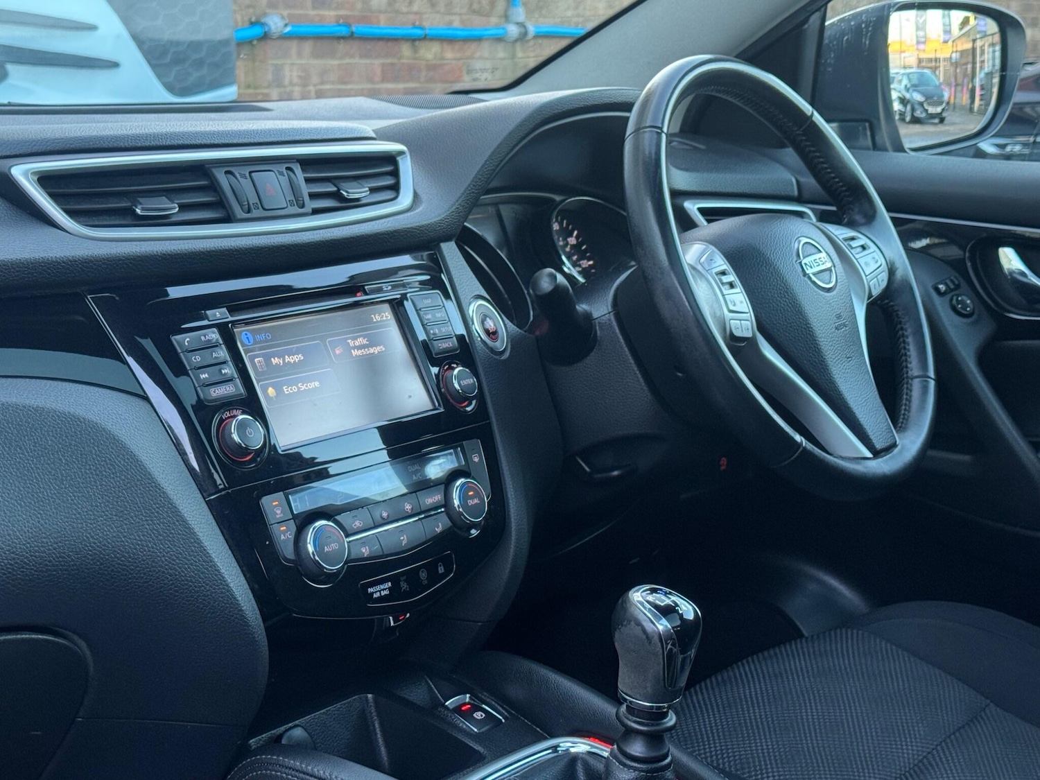 Used Nissan Qashqai 2017 for sale - 77440980: Photo 46