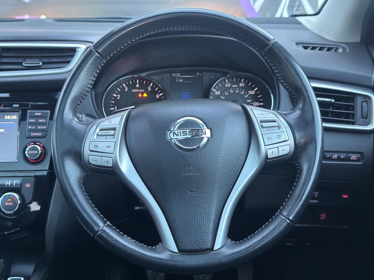 Used Nissan Qashqai 2017 for sale - 77440980: Photo 50