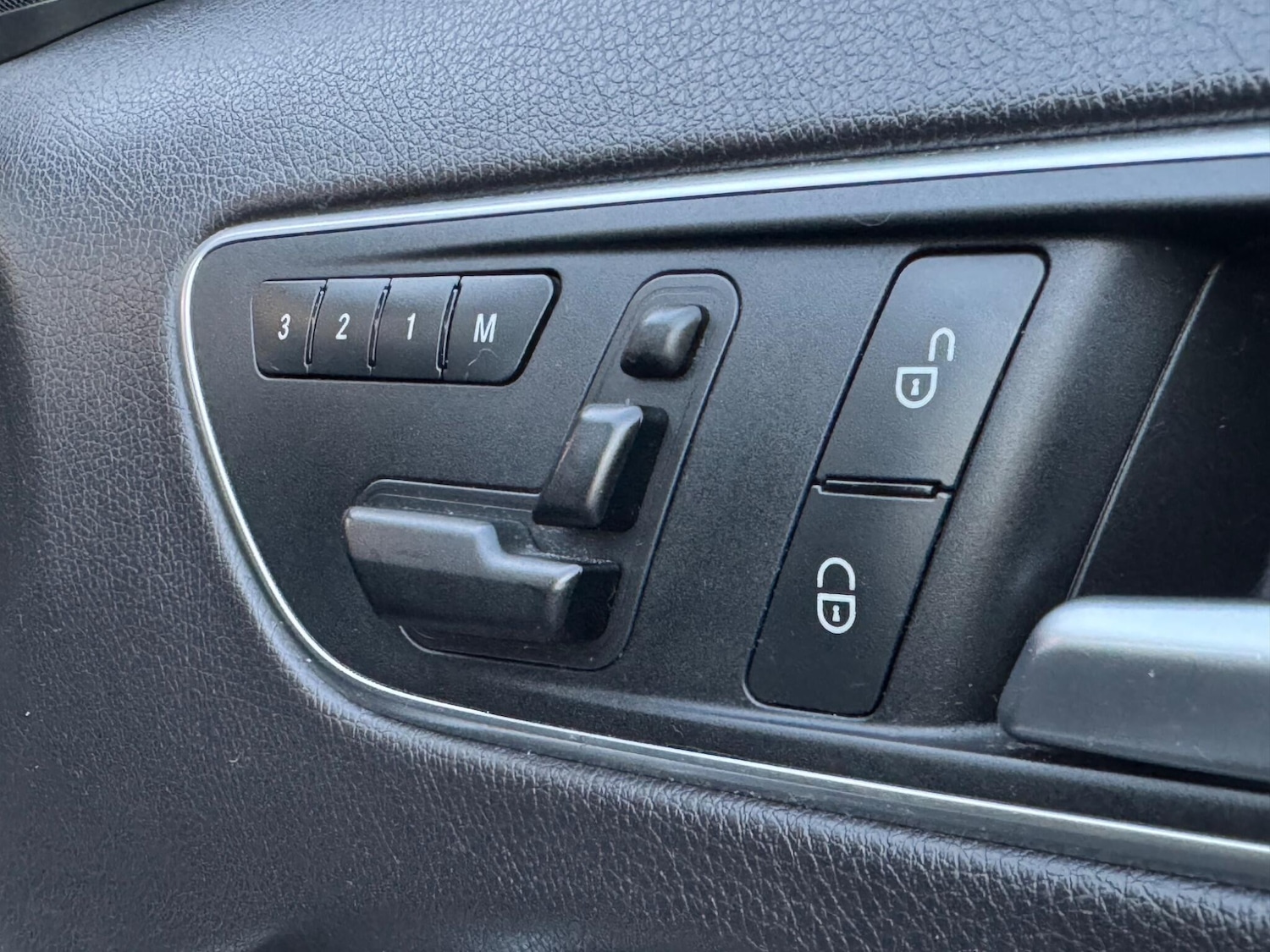 Used Mercedes-Benz GLA 2015 for sale - 77052532: Photo 25