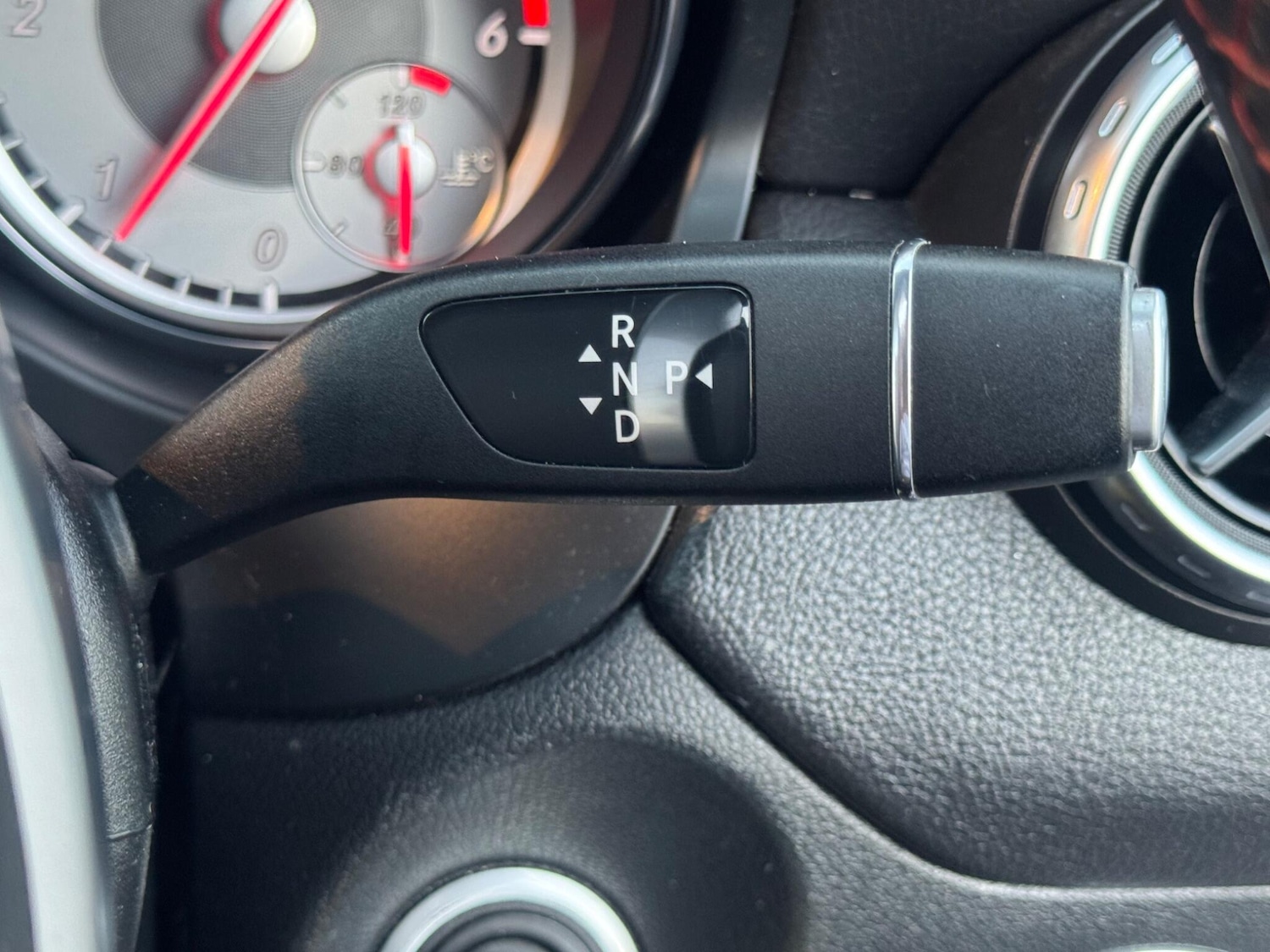 Used Mercedes-Benz GLA 2015 for sale - 77052532: Photo 34