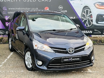 Used Toyota Verso 2015 for sale - 76020546: Photo
