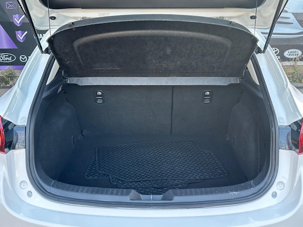 Used Mazda Mazda3 2015 for sale - 76247393: Photo 17