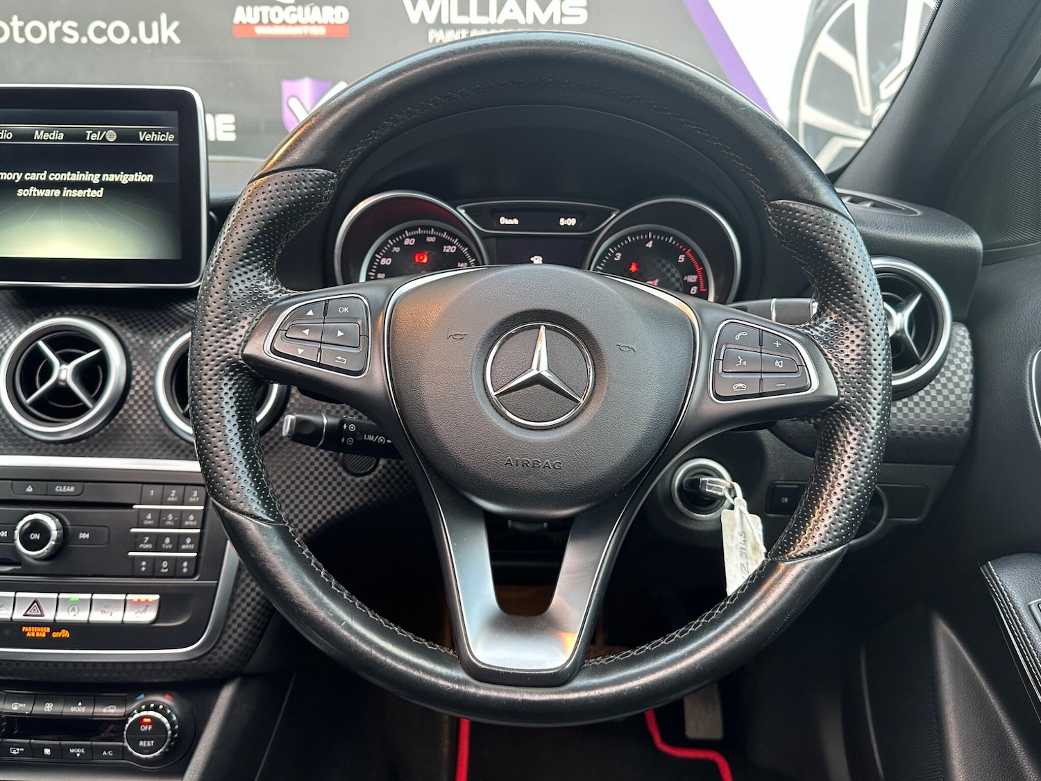 Used Mercedes-Benz A-Class 2015 for sale - 76456955: Photo 58